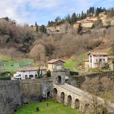 Parcheggio E Wifi Bergamo_A Due Passi Dalle Mura Extérieur photo